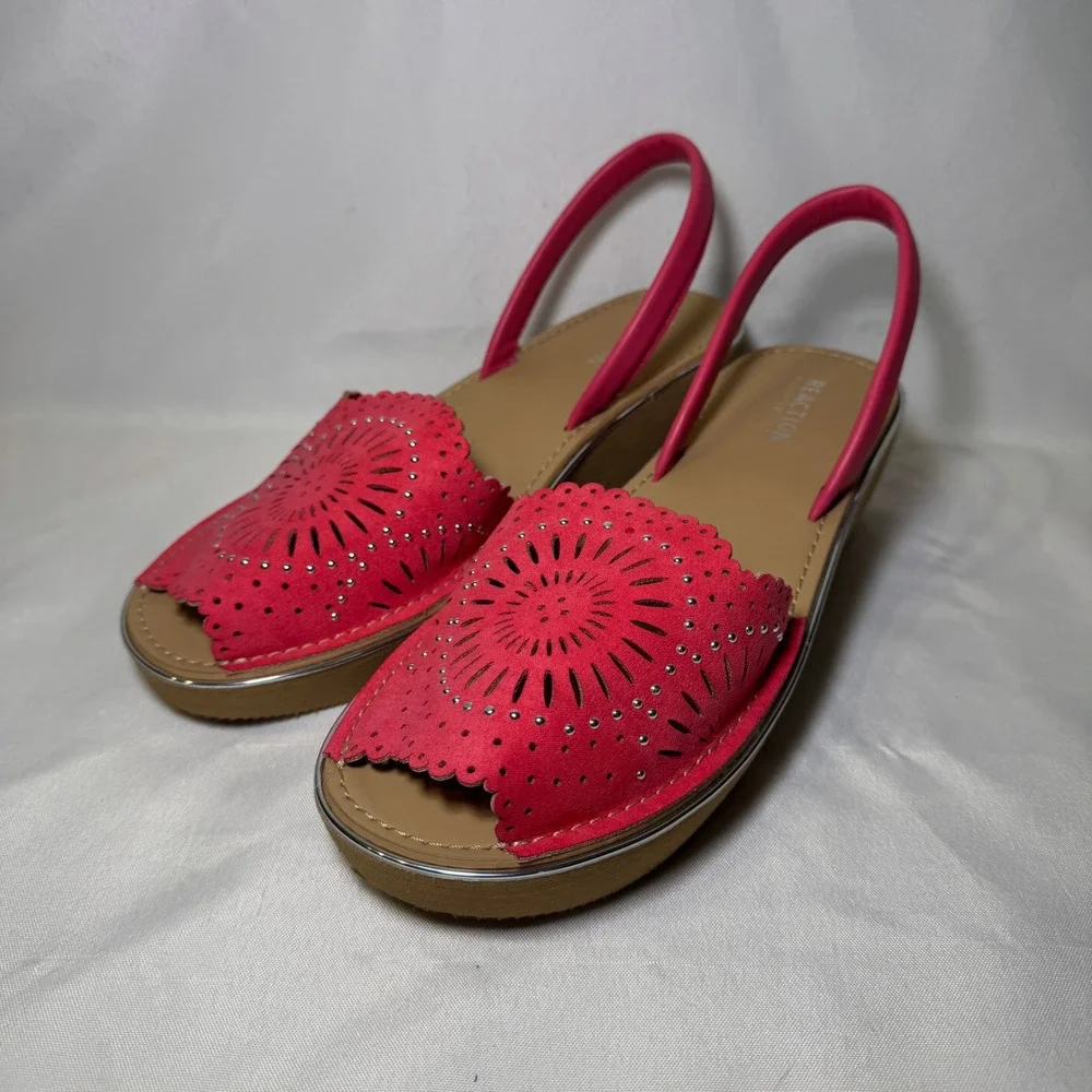 Kenneth Cole Reaction Coral Pink Laser Cut Wedge Sandals Fine Glass Laser 9.5